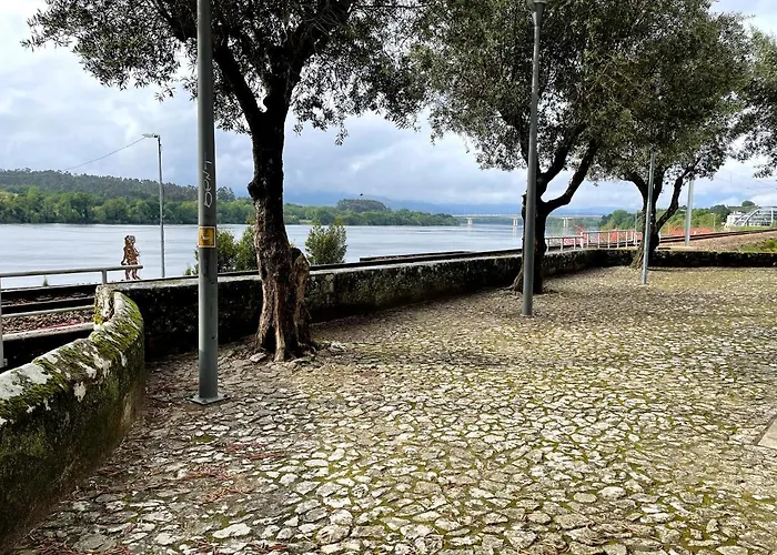 River House In Nova Cerveira Willa *